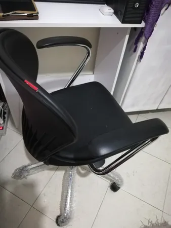 صندلی اداری نیلپر مدل OCT 415o