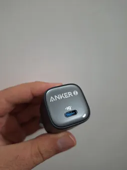 شارژر دیواری 30 وات انکر مدل Zolo A2698 EU