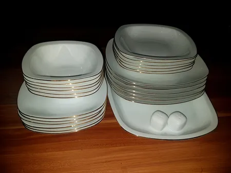 سرویس 27 پارچه چینی زرین ایران سری کواترو مدل Zarin درجه عالی