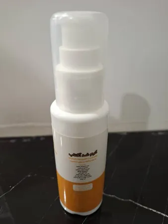 کرم ضد آفتاب بدون رنگ آرت وینا SPF 50 مدل Highly Effective ‌محافظ UVA ،UVB و PA+++، ضد حساسیت، ضد چروک و ضد پیری مناسب انواع پوست‌ حجم 50 میلی‌لیتر