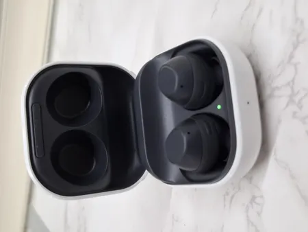 هدفون بلوتوثی سامسونگ مدل Galaxy Buds FE