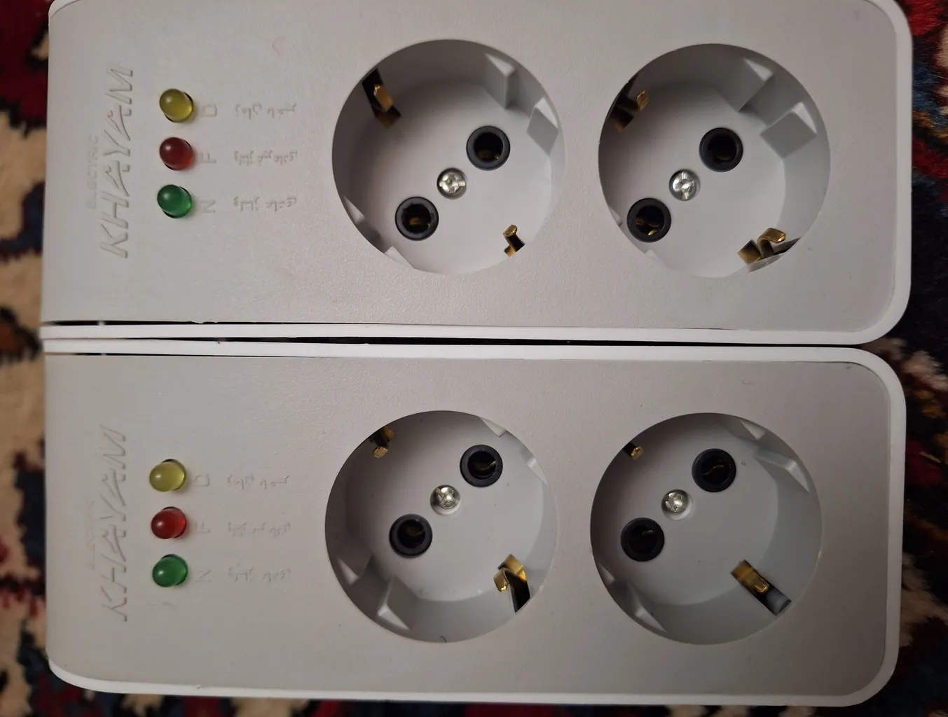 محافظ ولتاژ خیام الکتریک مدل دو خانه ویژه یخچال و فریزر