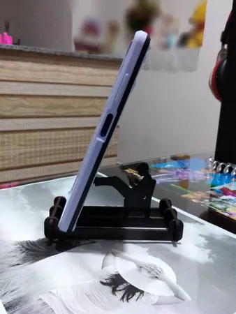 پایه نگهدارنده گوشی موبایل مدل Kick Back