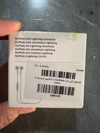 هدفون اپل مدل EarPods با کانکتور لایتنینگ