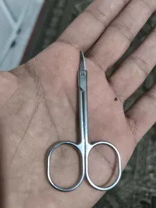 تجریه خرید قیچی ابرو اف اند ال مدل تیتانیوم