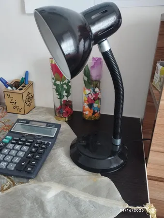 چراغ مطالعه کد R771