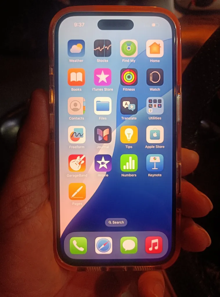 گوشی موبایل اپل مدل iPhone 16 CH دو سیم کارت ظرفیت 128 گیگابایت و رم 8 گیگابایت