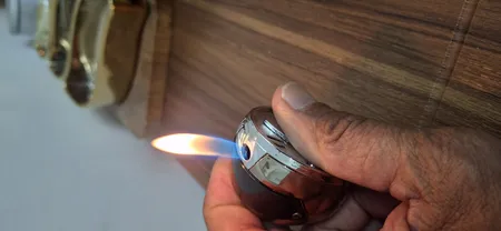 فندک مدل کلاه کاسکت موتور کد 8965