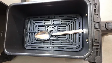 سرخ کن بدون روغن کنوود مدل HFM75