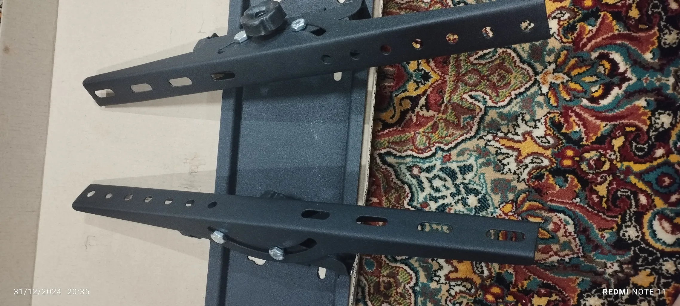 پایه دیواری تی وی آرم مدل T2 مناسب 32 تا 60 اینچ