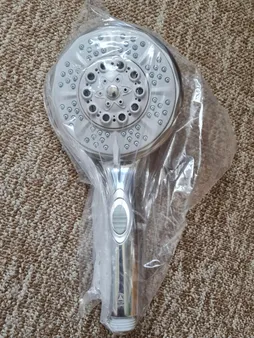 سردوش حمام قهرمان مدل CR02