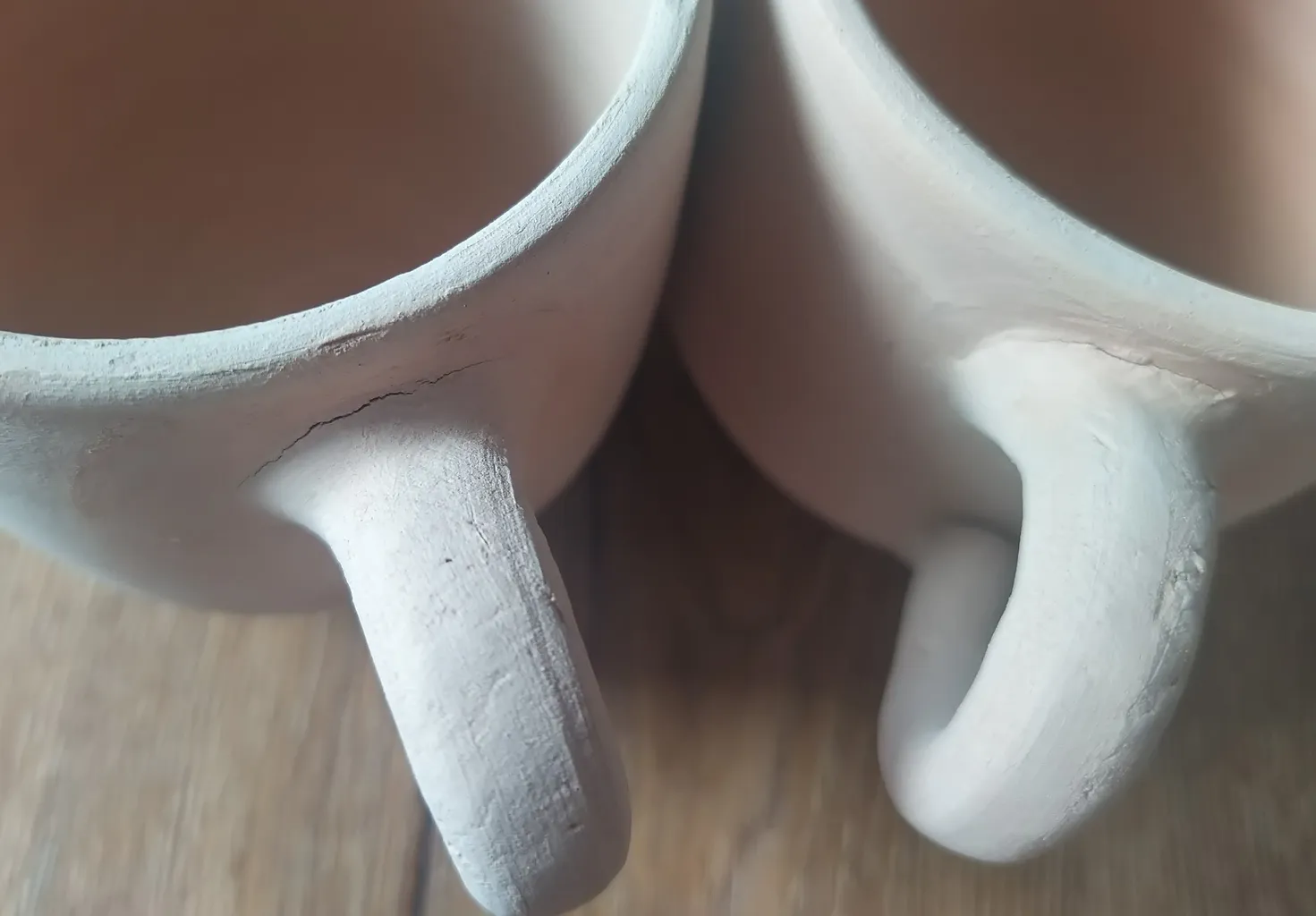 ست لیوان و نعلبکی سفالی خام مدل سنتی