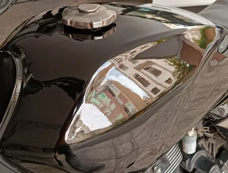 کرم رفع آفتاب سوختگی رنگ خودرو ام موتورز مدل pm2500 وزن 800 گرم