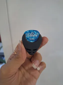 نگهدارنده پیک گیتار مدل VC40