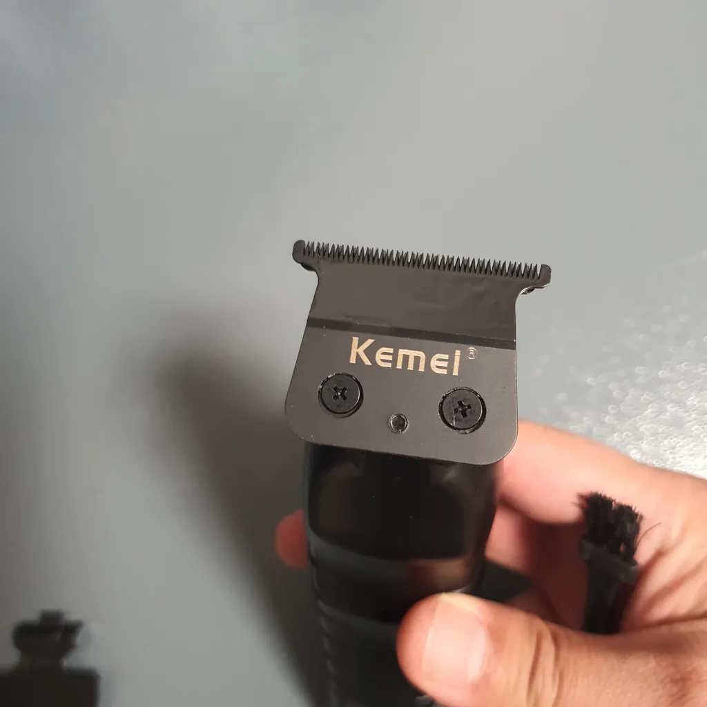 ماشین اصلاح موی صورت و بدن کیمی مدل KM-2299
