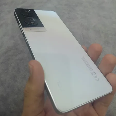 گوشی موبایل تی سی ال مدل 40 NxtPaper دو سیم کارت ظرفیت 256 گیگابایت و رم 8 گیگابایت