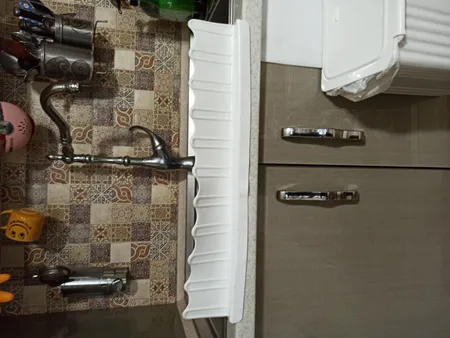 آبگیر کنار سینک مدل سیلیکونی طرح شیروانی