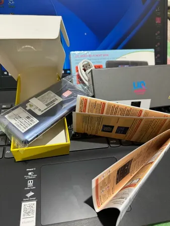 مودم 4.5G قابل حمل یوکیو مدل Speed Wifi Next W06