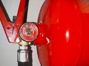 تجریه خرید کپسول آتش نشانی پودر و گاز دریا کد 125 وزن 6 کیلوگرم