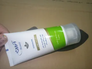 تجریه خرید کرم ضد جوش آردن بیوتی مدل روغن درخت چای حجم 50 میلی لیتر