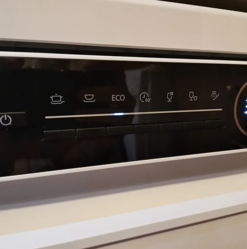 ماشین ظرفشویی 14 نفره آپلاس مدل DW52A01