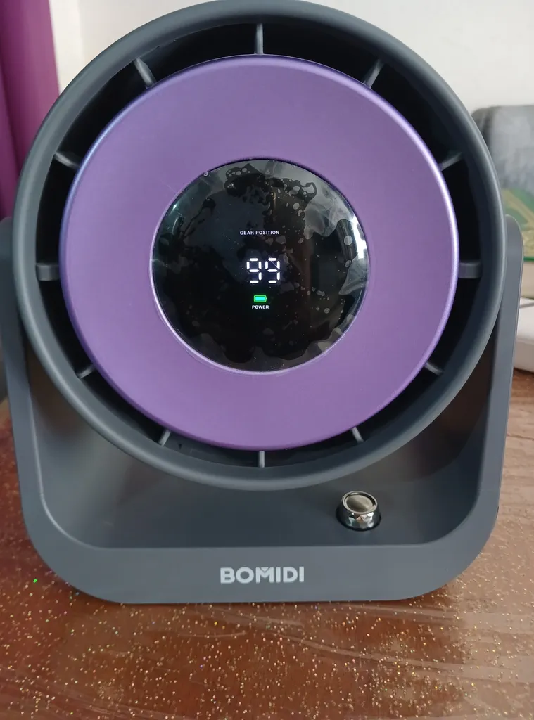 پنکه شارژی بمیدی مدل DF02 ظرفیت 4000 میلی آمپر ساعت