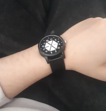 ساعت مچی عقربه ای ناکسیگو طرح EXO کد LF4191