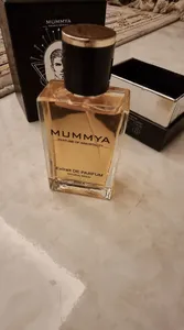 تجریه خرید اکستریت پرفیوم مردانه مومیا مدل مارلی لیتون با رایحه گرم حجم 50 میلی لیتر