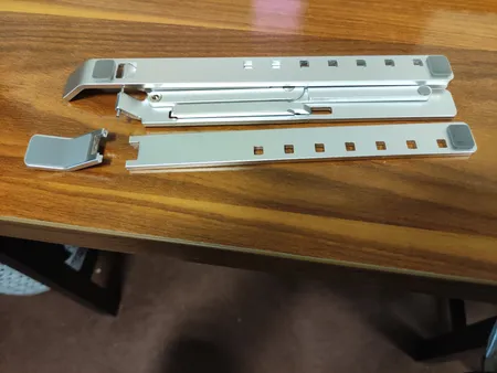 پایه نگهدارنده لپ‌تاپ کیوب مدل X