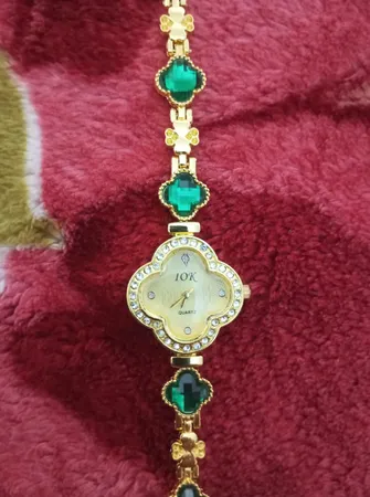 ساعت مچی عقربه ای زنانه مدل sz01