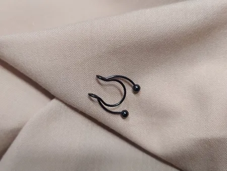 پیرسینگ بینی زنانه پایتخت مدل PS637