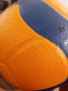 تجریه خرید توپ والیبال مدل V200W