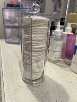 استند لوازم آرایشی مدل M