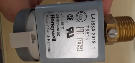 ترموستات مستغرق هانیول مدل L4188