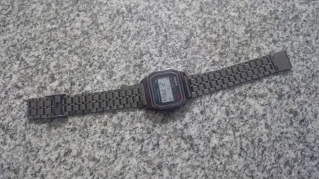 ساعت مچی دیجیتال زنانه والار مدل WG 0247 - NO-ME