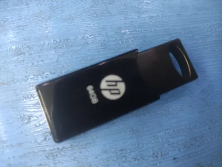 فلش مموری اچ‌پی مدل V212W ظرفیت 64 گیگابایت