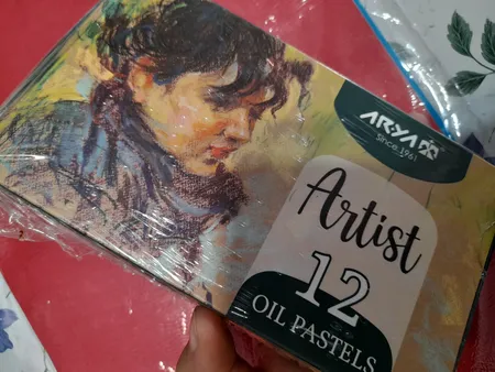 مداد شمعی 12 رنگ آریا مدل Artist کد 2601