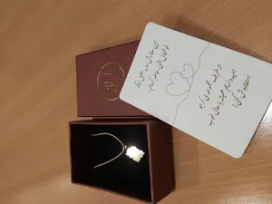 تجریه خرید آویز گردنبند طلا 18 عیار زنانه کرابو طرح نقشه ایران مدل Kr3124