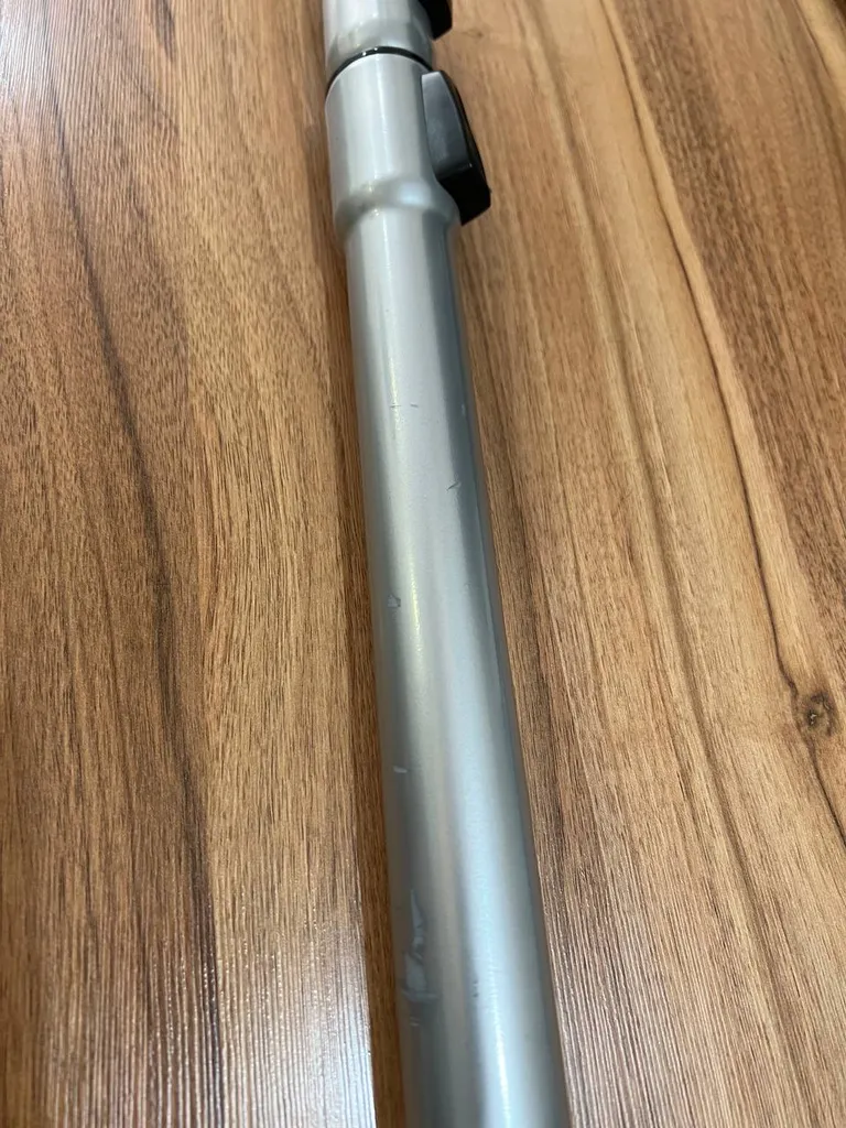 جاروبرقی 2200 وات فیلیپس مدل XD8022