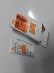 تجریه خرید کرم ضد آفتاب رنگی پرودرما، SPF 50، مدل 50 Sunvest، مناسب پوست‌‌های آکنه‌دار و چرب با تنالیته روشن و حجم 40 میلی‌لیتر، محافظت‌کننده در برابر اشعه‌های UVA و UVB، غیر کومدون‌زا و فاقد پارابن، PA+++، دارای فرمولاسیون فاقد چربی،با ماندگاری 2 ساعته