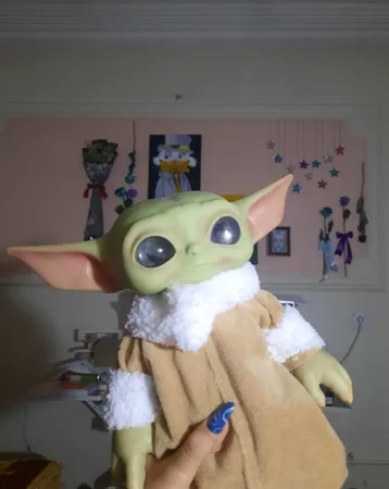 عروسک مدل بیبی یودا ارتفاع 28 سانتی‌ متر