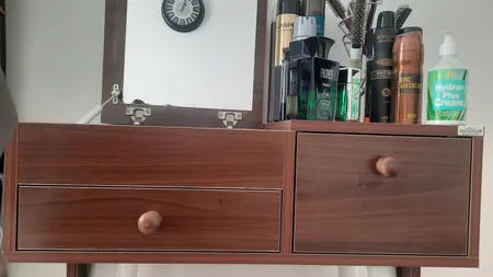 میز آرایش هیراد مدل U106