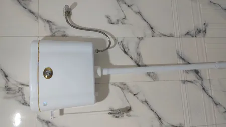 فلاش تانک سکناپلاست مدل آبان دوزمانه