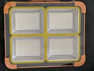 تجریه خرید پروژکتور خورشیدی شارژی 12000 میلی‌آمپر ساعت مدل SFL-IP66