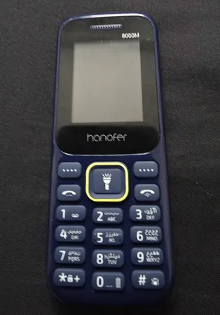 گوشی موبایل هانوفر مدل 8000M ظرفیت 32 مگابایت