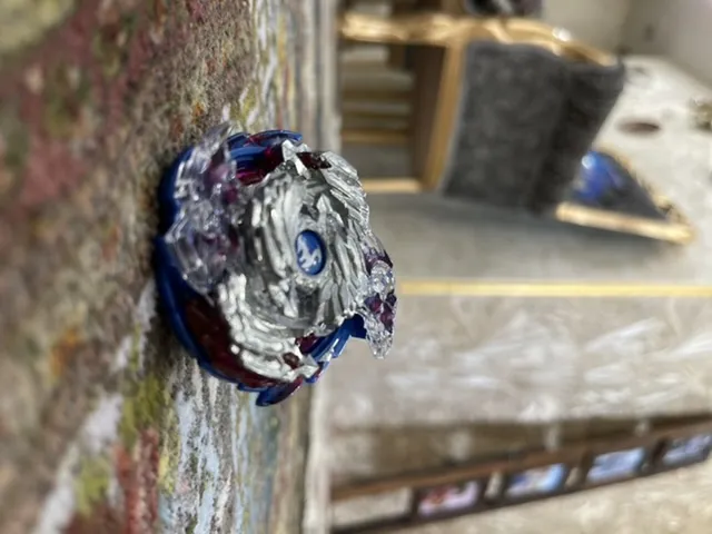 اسباب بازی مدل فرفره های انفجاری کد BEYBLADE B-97