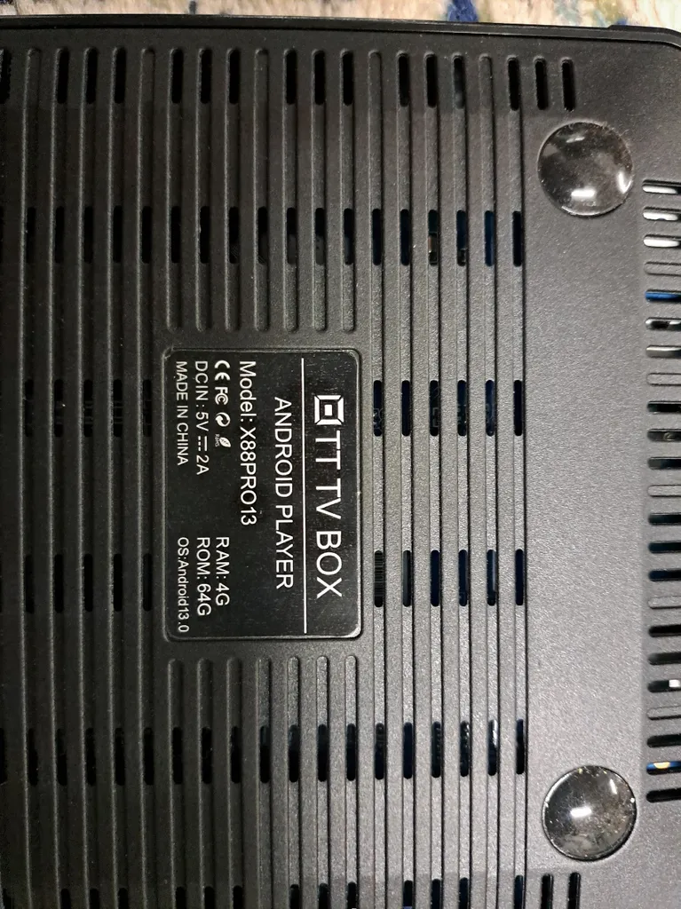 اندروید باکس مدل X88 Pro 13 4/64 GB به همراه کیبورد بیسیم