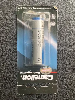 باتری لیتیوم-یون قابل شارژ کملیون کد ICR-18650 ظرفیت 2200 میلی آمپرساعت