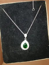 تجریه خرید گردنبند نقره زنانه مدل زمرد AMT-M114