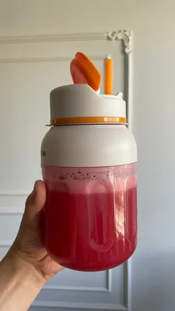 شیکر شارژی چیگو مدل M8 ظرفیت 1 لیتر